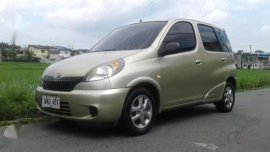 Toyota Echo Verso VVT-i MT Silver For Sale 
