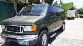 Ford Van E150 AT 2005 Green For Sale
