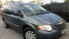 2007 Chrysler town and country Touring AT for sale 