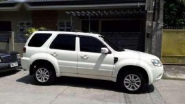 2011 Ford Escape XLT Bnew Condition for sale 