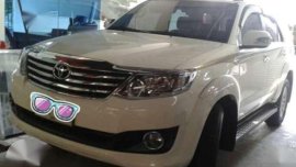 Toyota Fortuner 2012 AT White For Sale