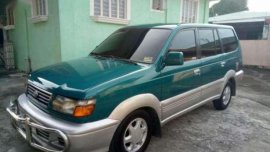 Toyota Revo Sr 2000 model 