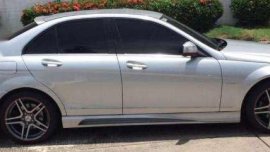 Mercedes Benz C200 not pajero fortuner montero explorer expedition for sale 