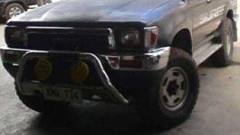 Toyota Hilux Surf 1991 AT Green For Sale 