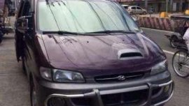 Hyundai Starex Van 2000 MT Red For Sale