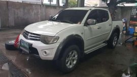 2010 Mitsubishi Strada 32L 4X4