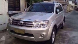 2011 toyota fortuner G diesel manual