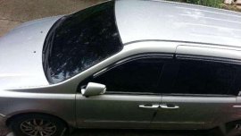 Kia grand carnival EX AT 2011