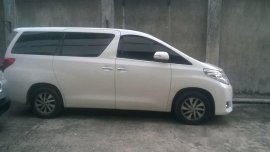 Toyota Alphard 2013 White for sale 
