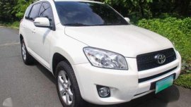 RAV4 2010 Toyota 4x4 Loaded AT