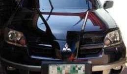 2005 Mitsubishi Outlander 4x4 AT Black For Sale
