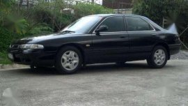 sedan Mazda 626