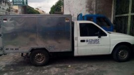 Isuzu Fuego (close van)