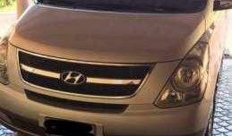Hyundai Grand Starex Gold 2010 Top of the Line