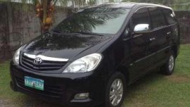 Toyota innova G 2011