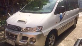 2003 hyundai starex club 2002 toyota grandia 2001 urvan innova fb