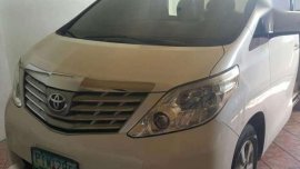 Toyota alphard 2011