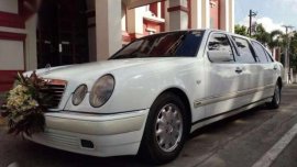 1993 MercedesBenz E220 lowest in the market plus 17s lorinser D93 mag
