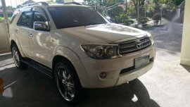 Toyota fortuner 2010 automatic