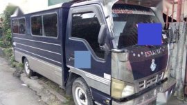 isuzu elf FB body 4hf1 12ft 2010 Truck
