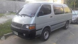 2002 Toyota Hiace commuter for sale 