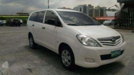 Very Fresh 2010 Toyota Innova J For Sale