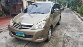 Toyota Innova G 2011 AT Beige For Sale 