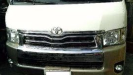 Toyota Super Grandia 2014 AT White For Sale 
