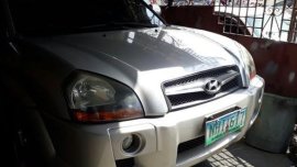 FOR SALE SILVER Hyundai Tucson 2009