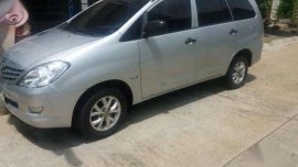 Toyota Innova E 2011 AT Silver For Sale 