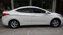 FOR SALE WHITE Hyundai Elantra 2014