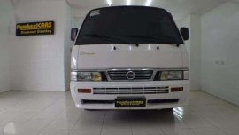 2010 nissan urvan escapade