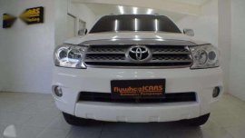 2011 toyota fortuner G diesel