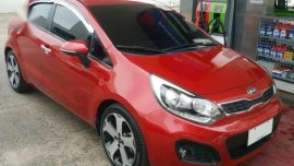 2014 Kia Rio EX Hatchback automatic trans 13k kms