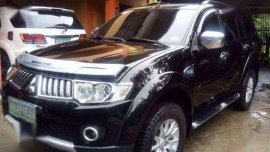2011 Mitsubishi montero gls v matic