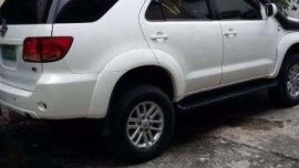 2007 toyota fortuner g gas 4x2 vvti AT with snorkel