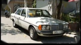 w123 Mercedes Benz 300 D