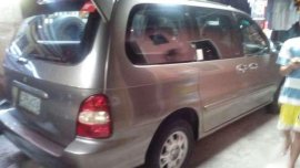 Kia carnival
