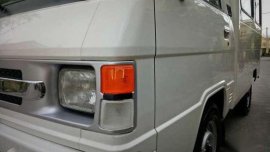 2008 Mitsubishi L300 FB deluxe 2008 2009 2010