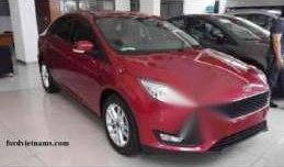 2015 Ford Focus 1.5L 4DR AT Titanium