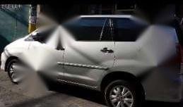 Almost Pristine Condition 2010 Toyota Innova G For Sale