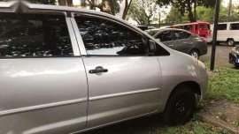 innova 2005 model