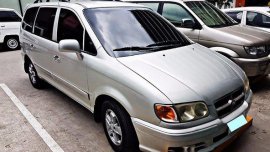 FOR SALE SILVER Hyundai Trajet 2000