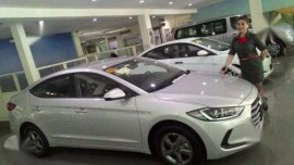 2017 HYUNDAI Elantra 1600liters MT Gasoline for sale