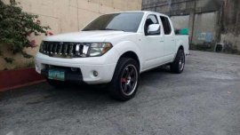 Nissan Navara 2011 like new for sale 