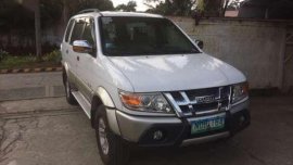 2010 Isuzu Crosswind XUV AT White For Sale 