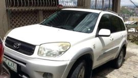 2004 Toyota Rav 4 4x4 AT White For Sale 
