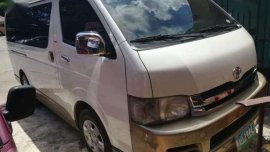 Toyota GL Grandia 2009 MT cebu unit vs urvan hiace starex 
