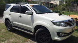Toyota Fortuner V 2016 White For Sale 