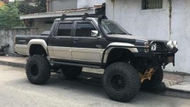 Mitsubishi Strada 4x4